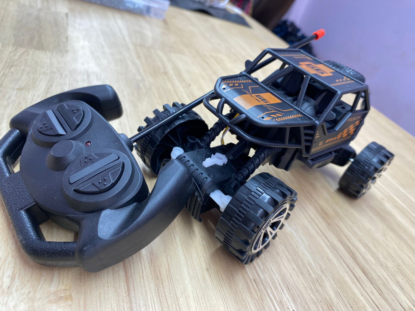 🚙 Rechargeable Remote Control Rock Crawler Car